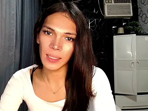 GORGEOUS_CARMEE live cam on StripChat