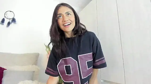AmaraOsteen webcam