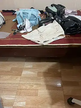 Mina048 webcam