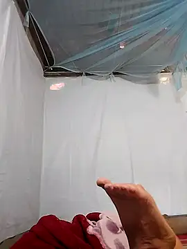 BigAss-69 webcam