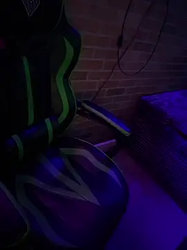 chronic_vibez webcam