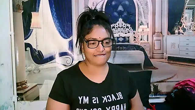 IndiaBlackPanther webcam