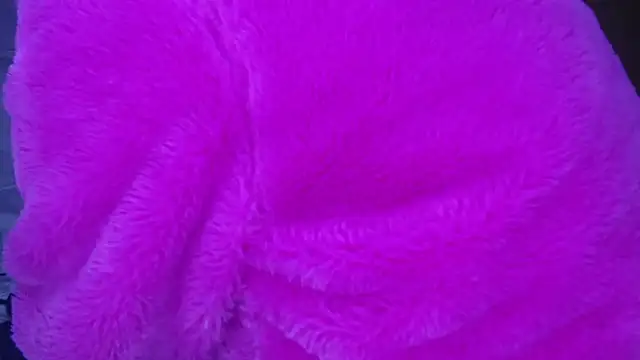 Bella_2025 webcam