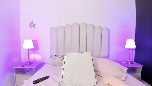 SofieBunnie webcam