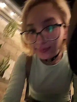 SweetBunnyGF webcam