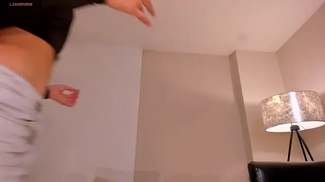 BellaThompsonX webcam