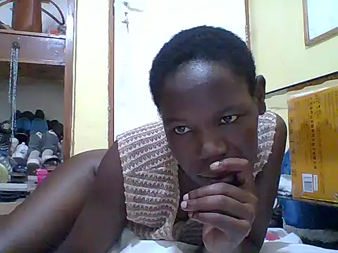Blacksexyqueen24 webcam