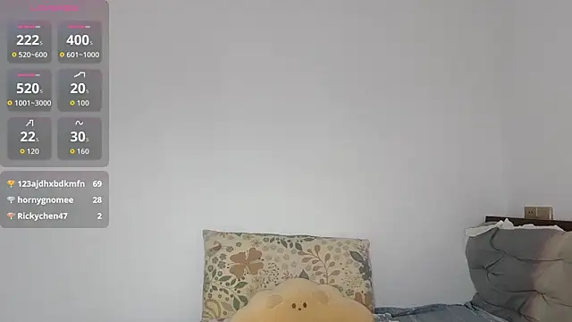 77-Vicky webcam