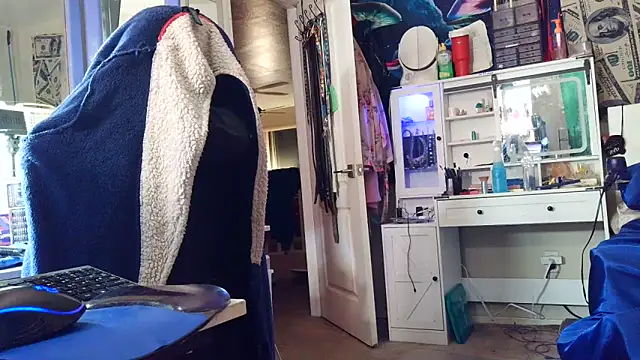 sugahfreeee live cam
