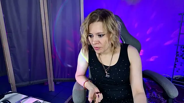 Kumiho_7777 webcam