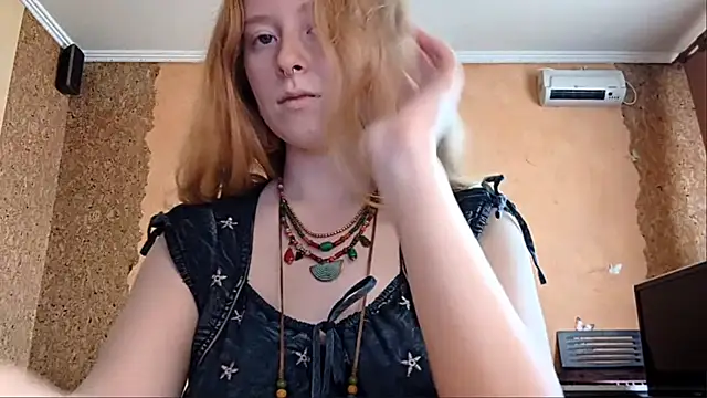 KateVibe_01 webcam