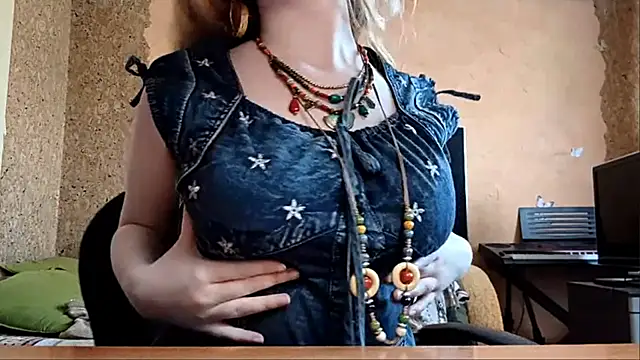 KateVibe_01 webcam
