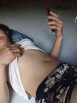 Heryy_xx live cam on StripChat