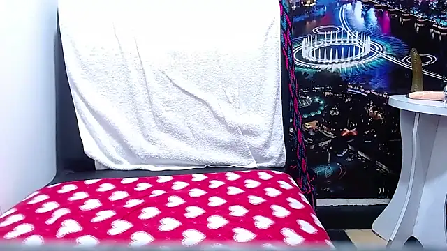 tila_nastyy webcam