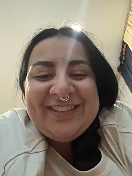 Abril_Luv webcam