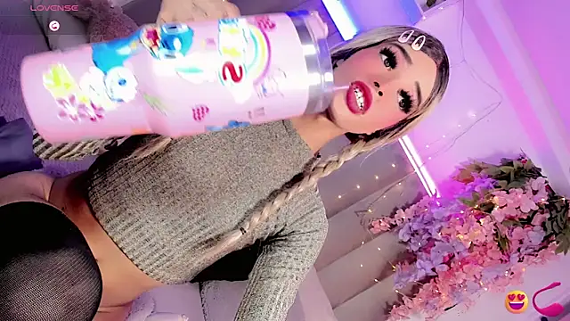 Nina_Keyli live cam
