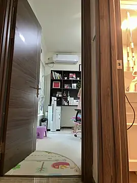 chick-888 live cam