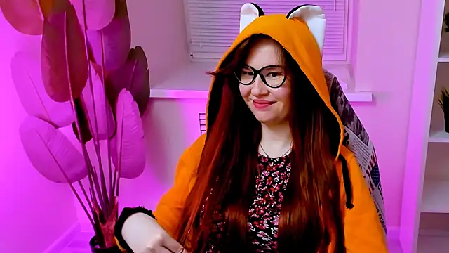 CarolGiggly webcam