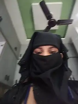Aafreen_36 live cam