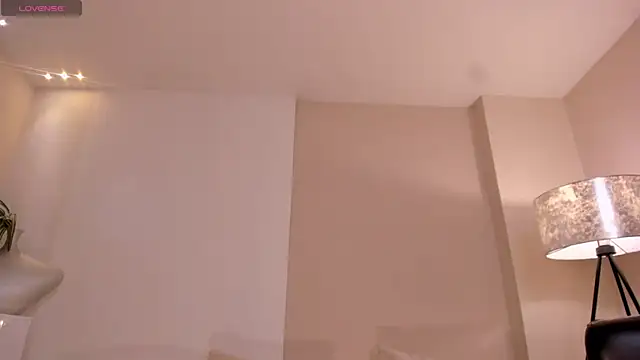 BellaThompsonX webcam