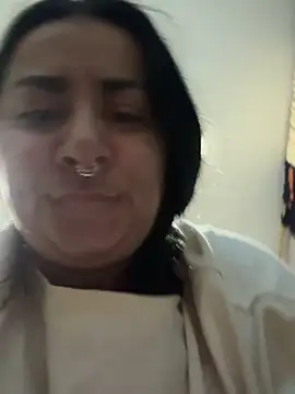 Abril_Luv webcam