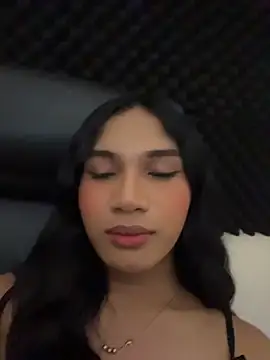 slutty_aki webcam