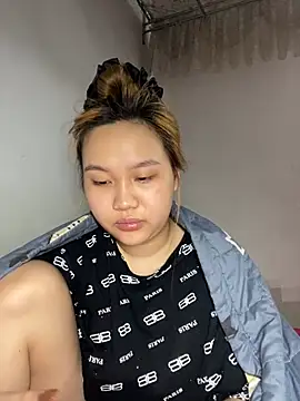Almira6868 webcam
