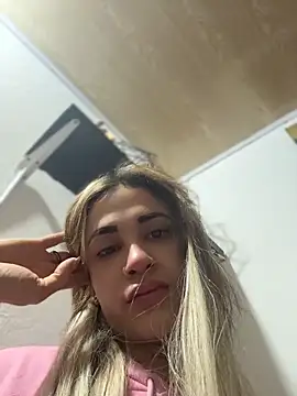stormytt_ live cam