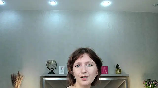 MiaKarlos webcam