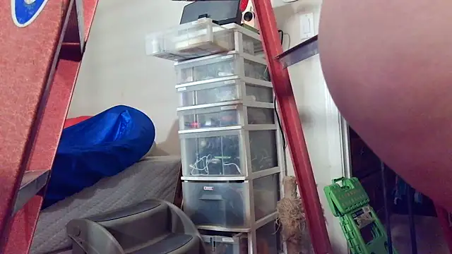 sugahfreeee live cam