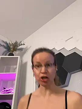 AnnikaRose webcam
