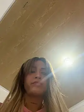stormytt_ live cam