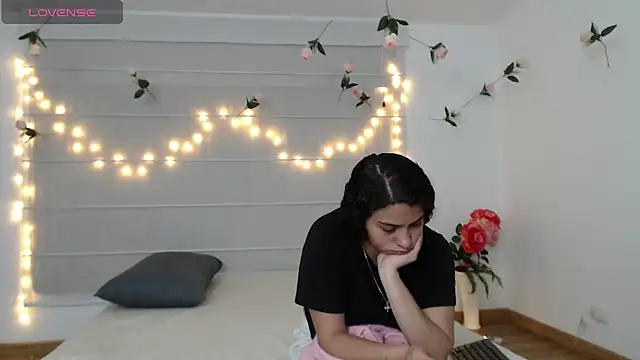 Sarabubbie live cam