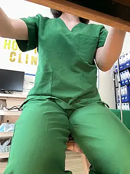 Secretly_masturbating