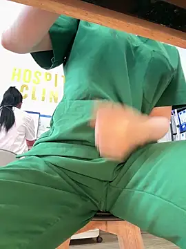 secretly_masturbating webcam