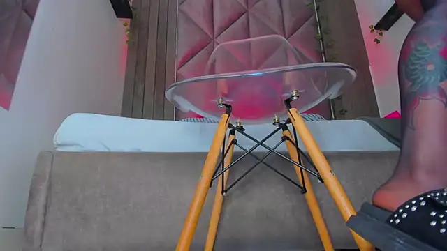 BriaConner_ live cam