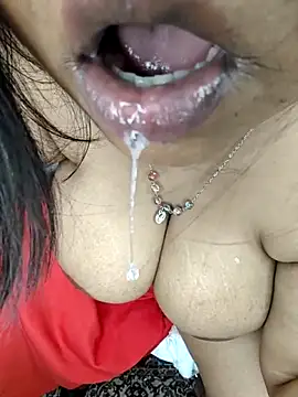 Curvy_Pooja live cam