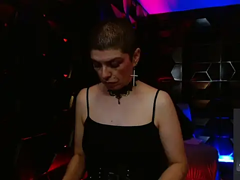 sauvage_lilith (F milf) - Slap my tits and spank my ass X50 🍒