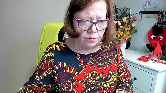 Adelewildx live cam on StripChat