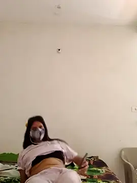 Ipsita-bold live cam