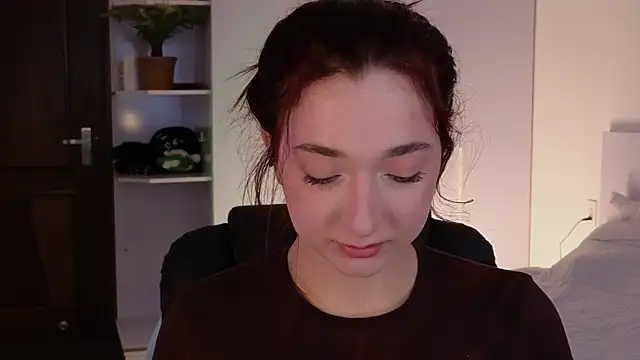 YasmineWest webcam
