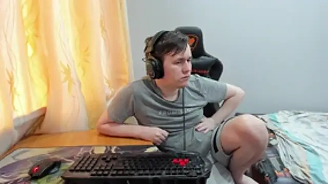 iliaskrislove webcam