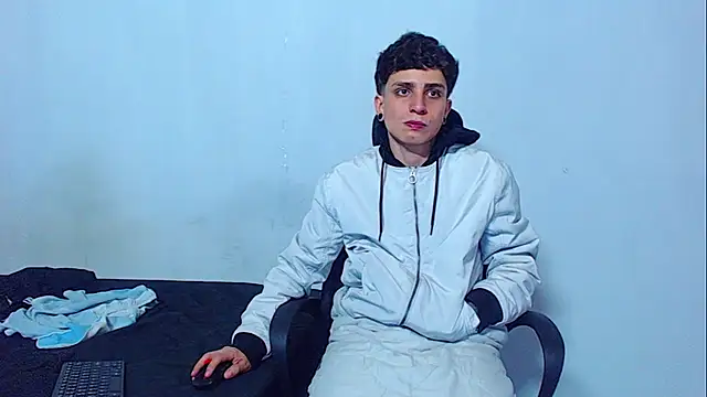 mikecoper_23 webcam