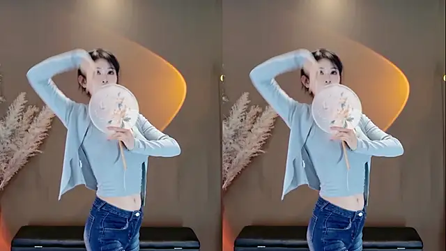 Banana-Milk69 webcam