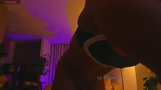 Aleja_evangeline webcam