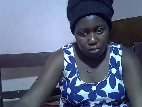 Horny-quen webcam