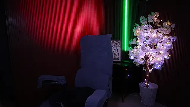 xxforyoureyesonlyxx live sex cam