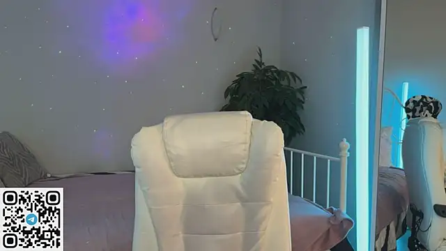 _Vikky_Moon_