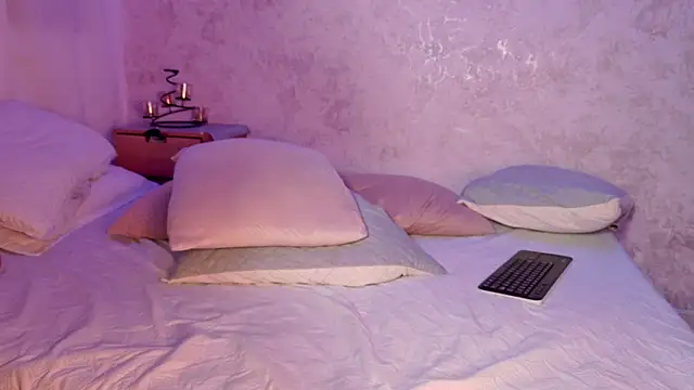 Mia_and_lexy webcam
