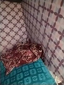 Yourbabyshane webcam